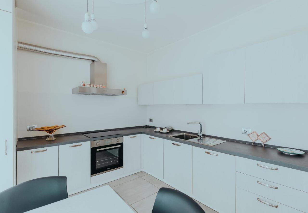 The Attico Apartment ปาเดงเก ซุล การ์ดา ภายนอก รูปภาพ