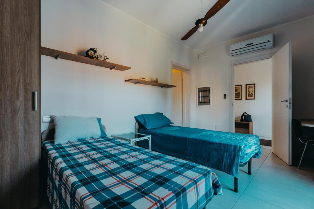 The Attico Apartment ปาเดงเก ซุล การ์ดา ภายนอก รูปภาพ