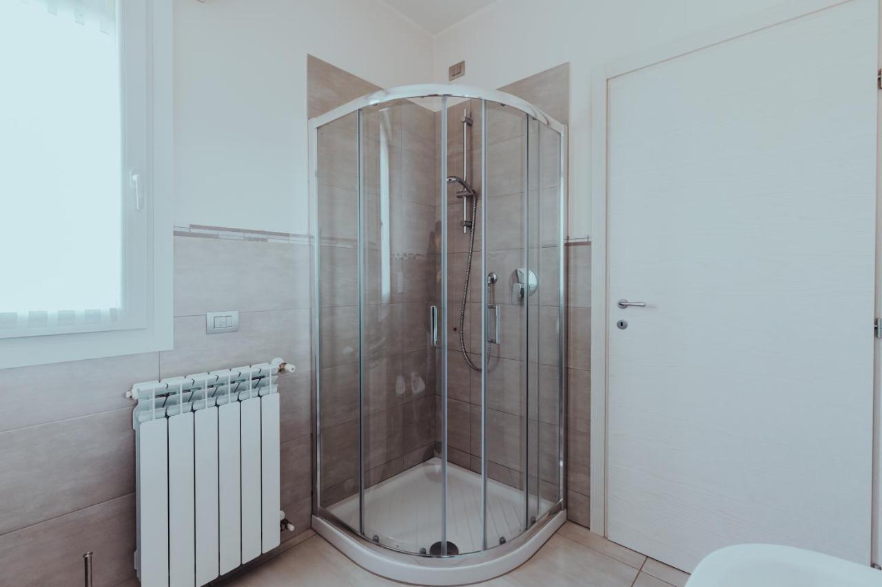 The Attico Apartment ปาเดงเก ซุล การ์ดา ภายนอก รูปภาพ